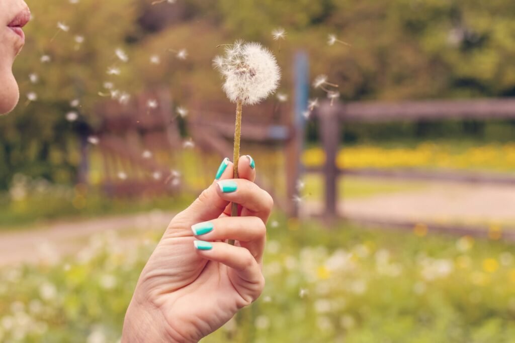 vaccino anti-pollini efficacia benefici tecnologia innovativa allergie stagionali, Respiro di libertà: come il vaccino anti-pollini sta trasformando la primavera per milioni di persone