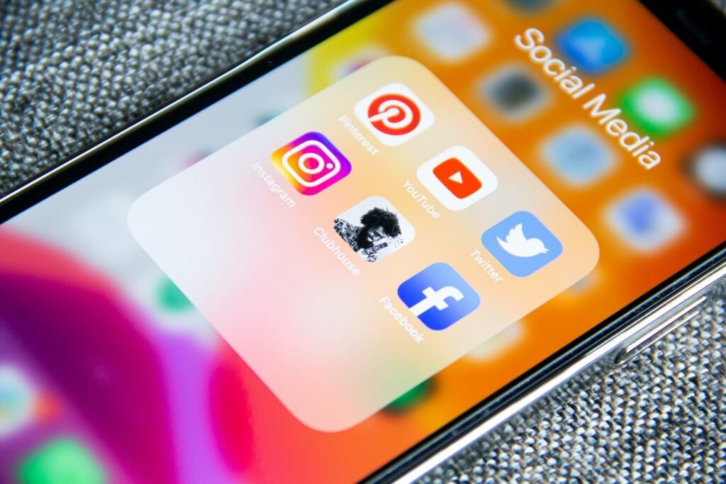 Disintossicazione dai social media con il metodo Appstinence di Harvard, Come liberarsi dai social media per riconquistare il tempo e la libertà mentale
